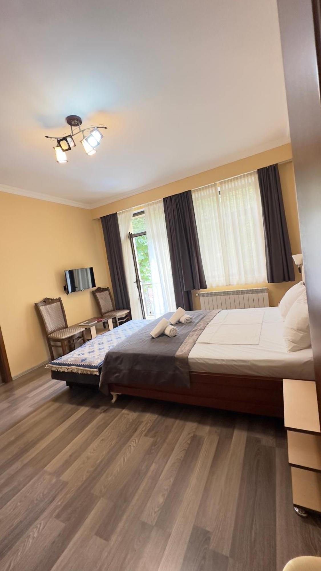 Yaffle Inn Shaki Boutique Hotel Şǝki Exterior foto